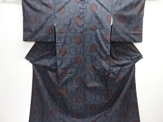 JAPANESE KIMONO / DORO OSHIMA TSUMUGI / WOVEN KIKKO PATTERN